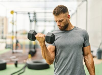 البروتين، الكرياتين، الفيتامينات، وBCAA